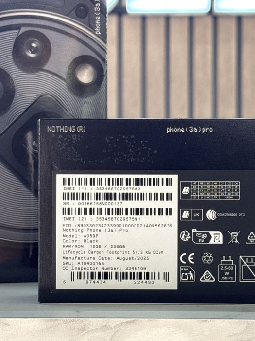 Nothing Phone (3a) Pro / 256GB / 12GB RAM / Black / Sigilat