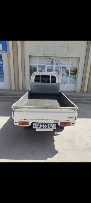 Labo tentlik sotiladi xolati alo salonda bir qol gazi bor kraska toza