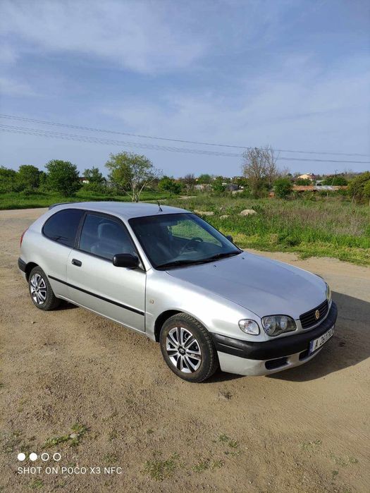 Toyota corola 2001г части