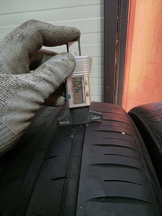 315 35 21 si 275 40 21 Continental