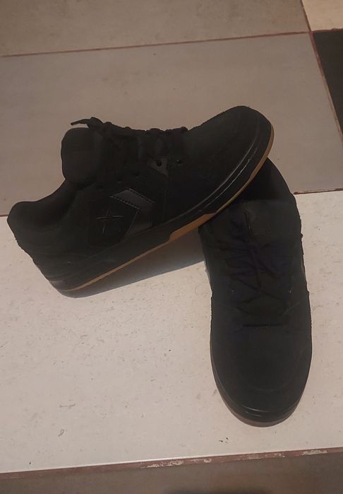 Converse Originali 42.5 - Model Premium - Piele Întoarsă - Stare  Ca Noi - Preț Negociabil