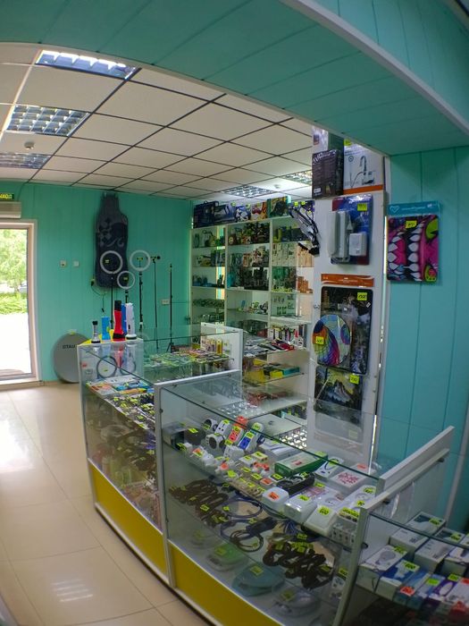 Продаётся ком.помещение магазин,бутик ,офис