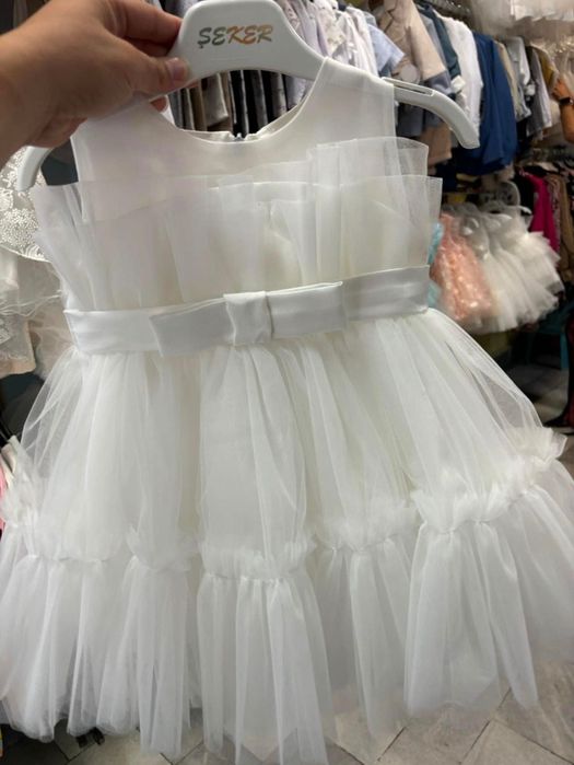 Официална рокля за бебе