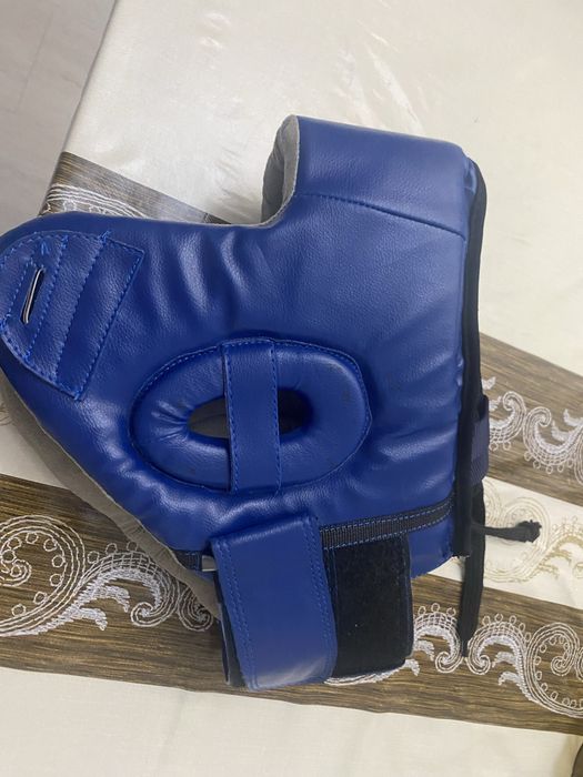 Шлем для бокса everlast