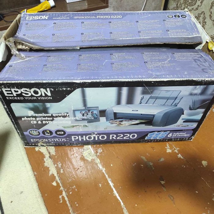 Принтер Epson r220