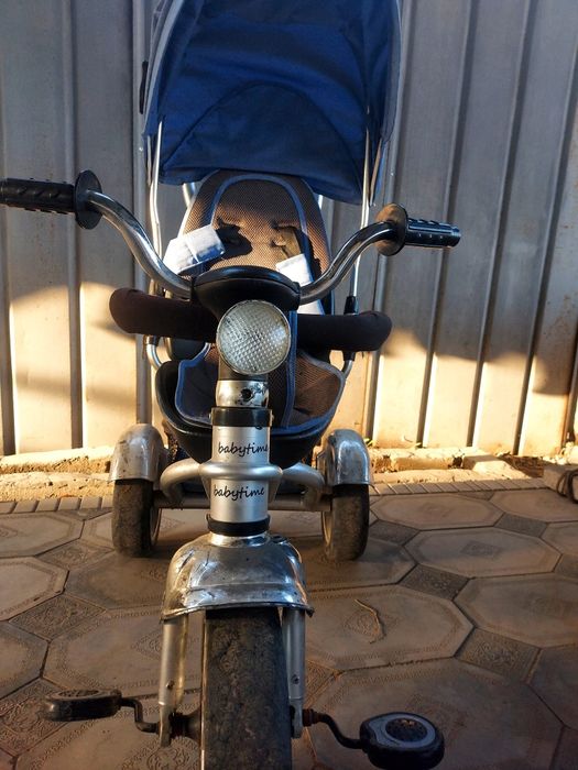 трёхколёсный велосипед