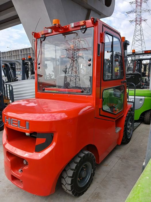 Дизельный Вилочный погрузчик с Кабиной 3.5 тонный HELI
