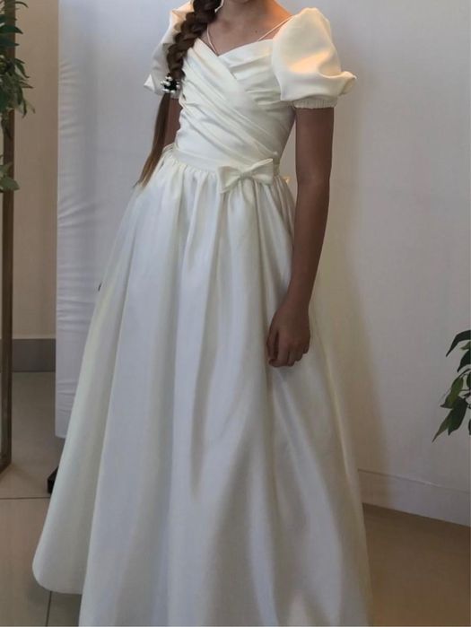 Платье вечернее, праздничное