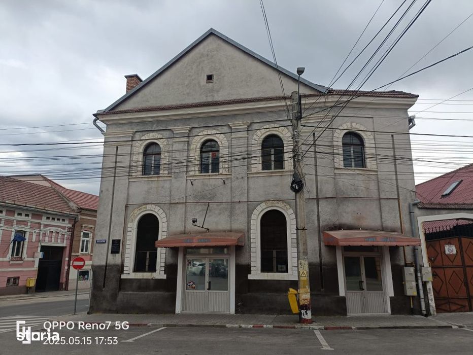 Spaţiu comercial in zona centrala de vanzare