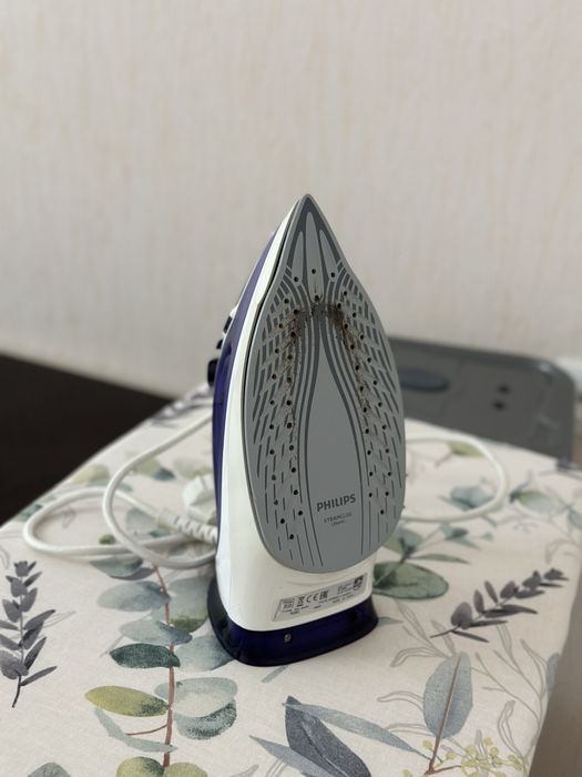 Продам Утюг Philips