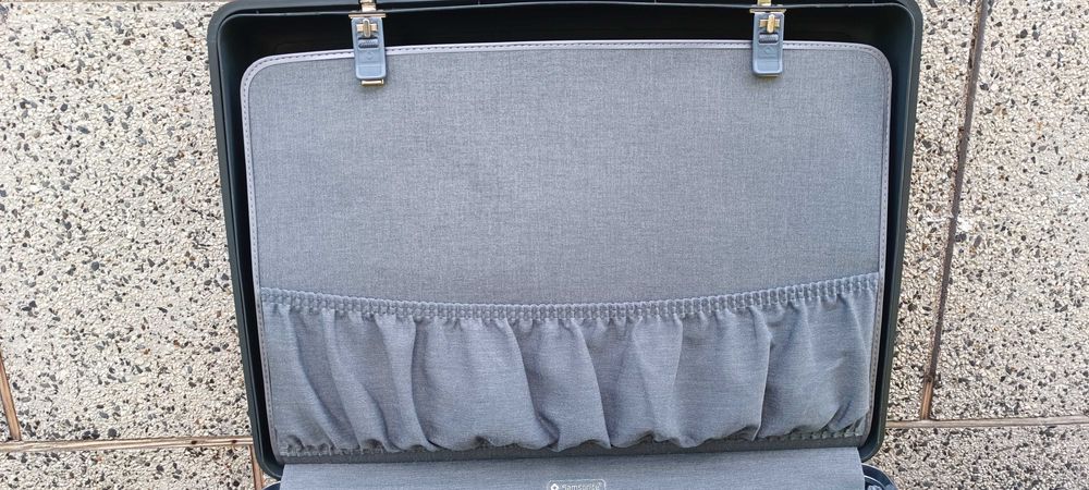 Куфар Samsonite.