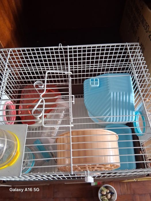 Употребявана клетка за хамстери