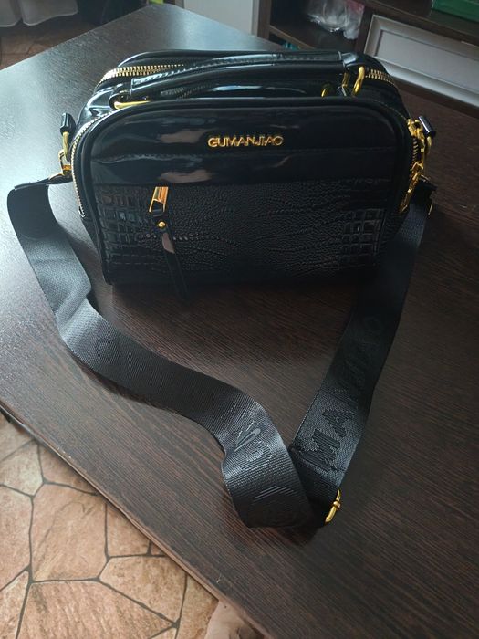 Продам женскую сумку