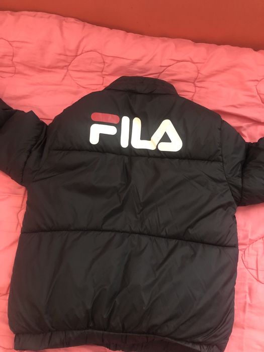 Дамско яке на FILA