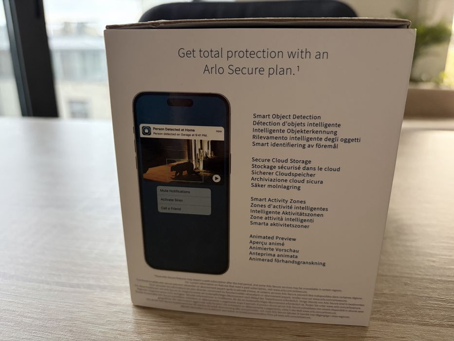 Arlo Essential Indoor Camera 2nd Generation (комплект от 2 броя)