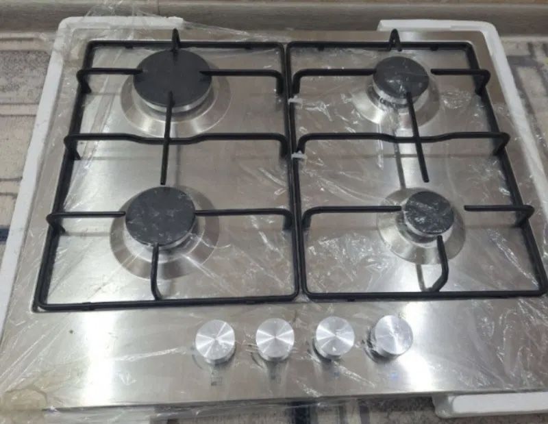 Газ плита, духовка.