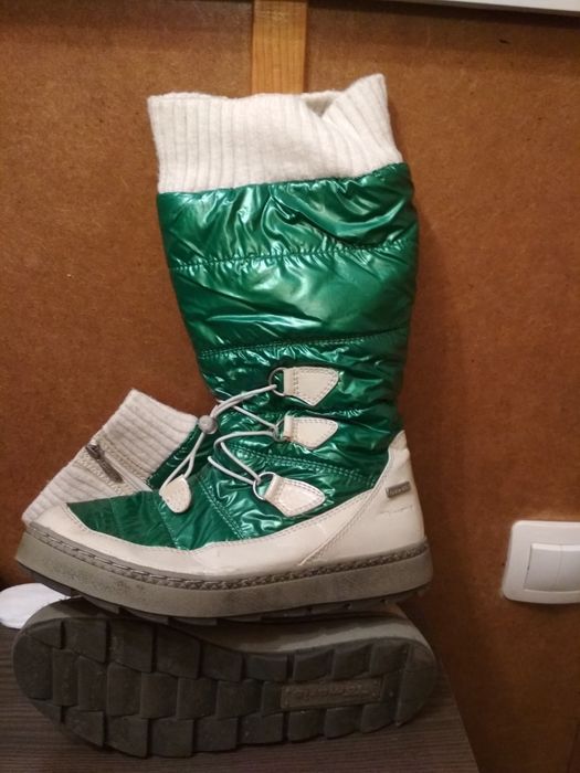 Зимни ботуши, три броя