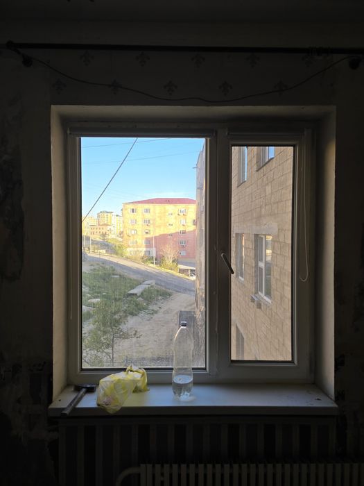 Двери, окна, линолеум б/у