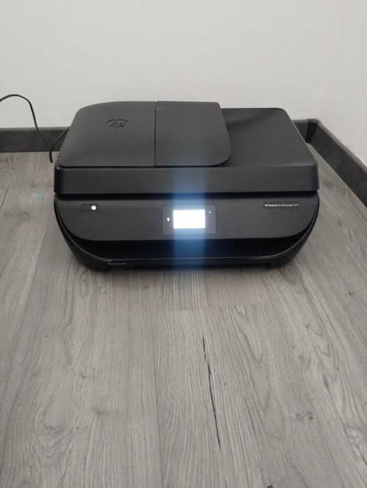 Imprimantă Multifuncțională HP OfficeJet 3831 - Wi-Fi / Scan / Copy