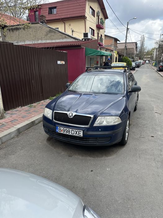 SKODA Octavia 2012 — imagine 4