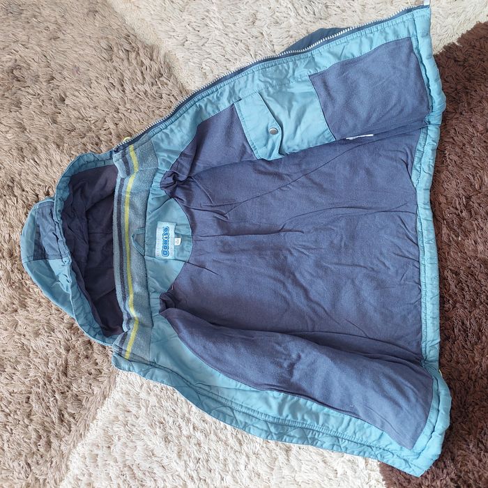 Продам демисезонные куртки