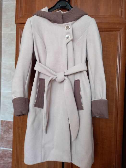 Продам пальто на весну