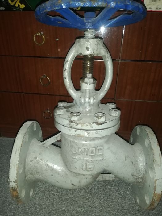 Вентель DN100