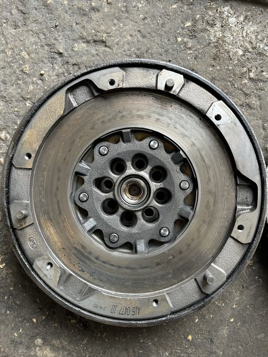 Нов съединител БМВ 2.0дФ20 Ф30 Ф10 184 коня bmw f10 f20 f30 suedinitel
