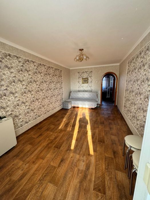 Продам 2-квартиру рядом 7 школы