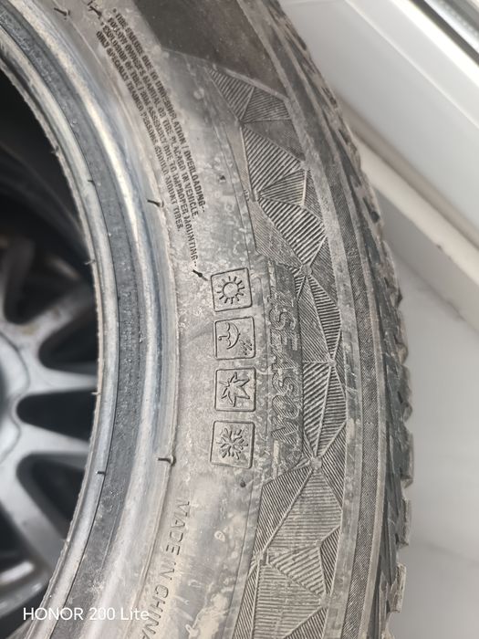 Продам покрышкий всесезоный