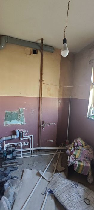 1 xonali Dom sotiladi