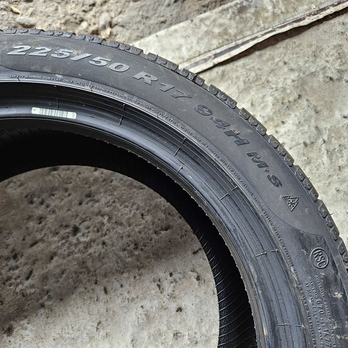 1 Нова зимна гума 225/50R17 Pirelli Sottozero winter210 serie II * RunFlat 94H M+S 3PMSF с борд