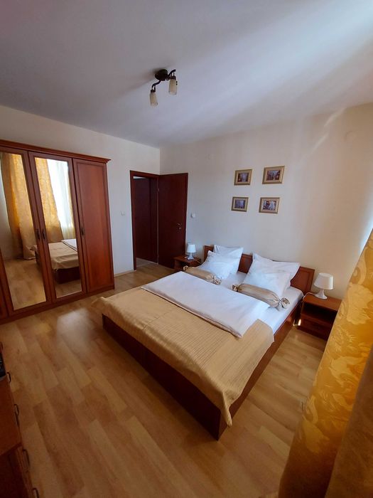 Дава се под наем Тристаен апартамент в Банско - 132 кв.м за 900 € - Снимка #7