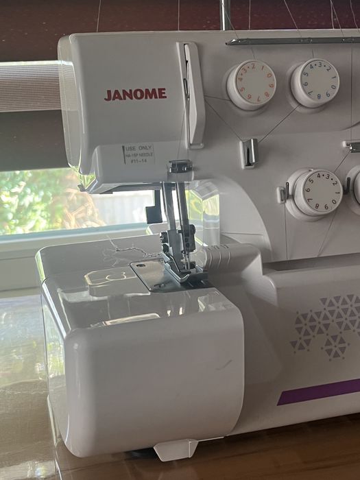 Швейная машина Janome Model 1225S