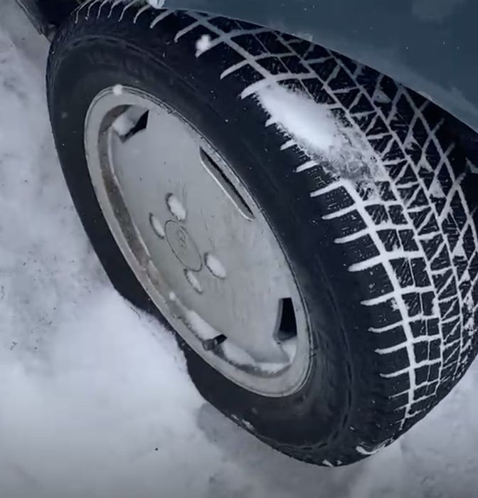 Титанка покрышка