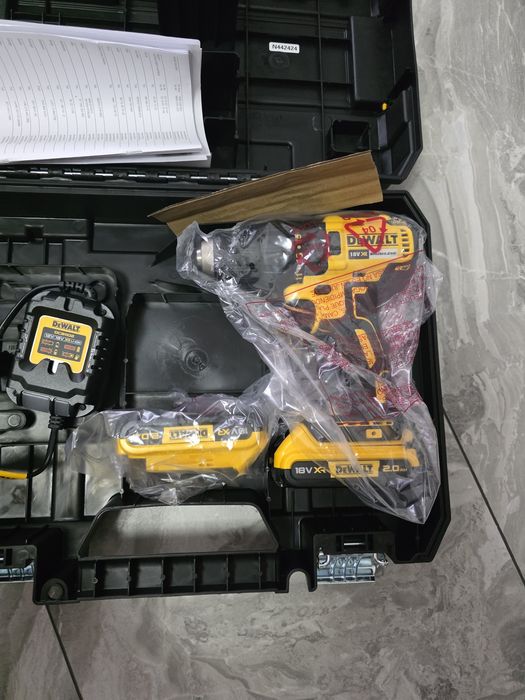 DeWALT Bormasina