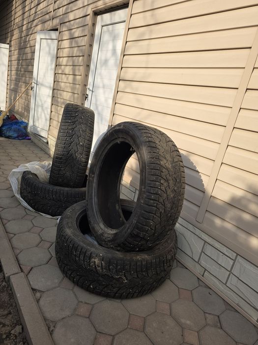 Шины, б/у, в хорошем состоянии