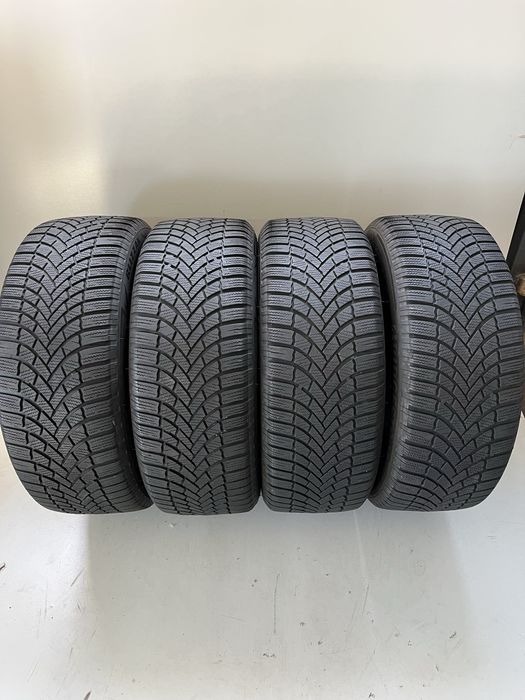 Зимни гуми 235/55/18 Bridgestone