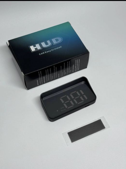 Avtomobil uchun HUD displey - old oynaga tezlik proyeksiyasi