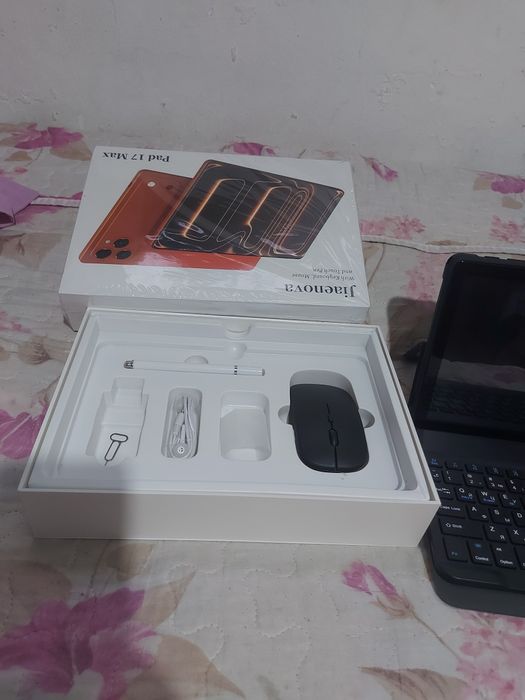 Планшет pad  17 max