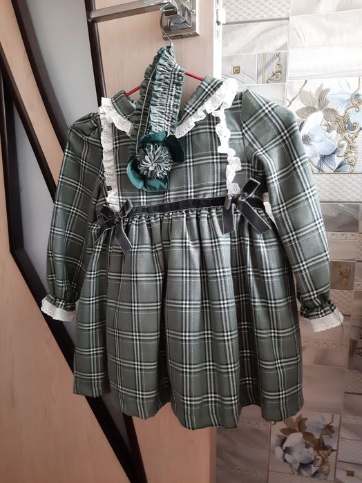 Продам платье на девочку.