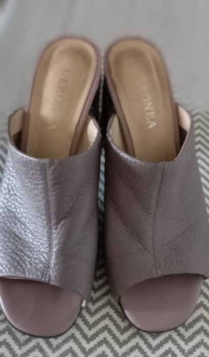 Летняя женская обувь