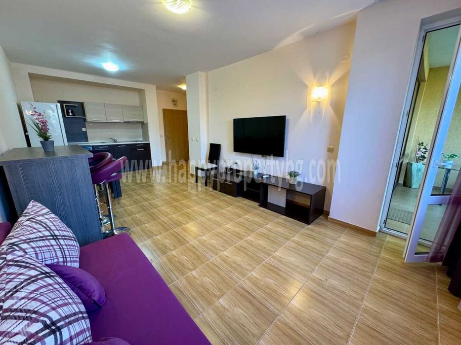 Продава се Двустаен апартамент в Свети Влас - 74 кв.м за 1136 €/кв.м - Снимка #1