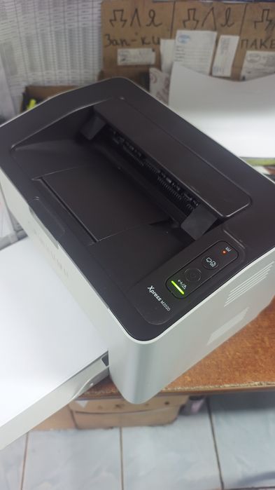 Принтеры и МФУ можно через  Каспи Ред