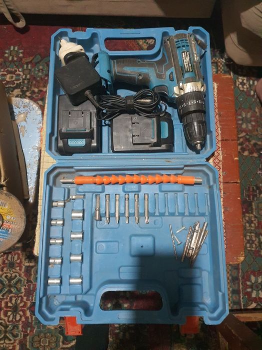 Продаётся балгарка,шуруповёрт.