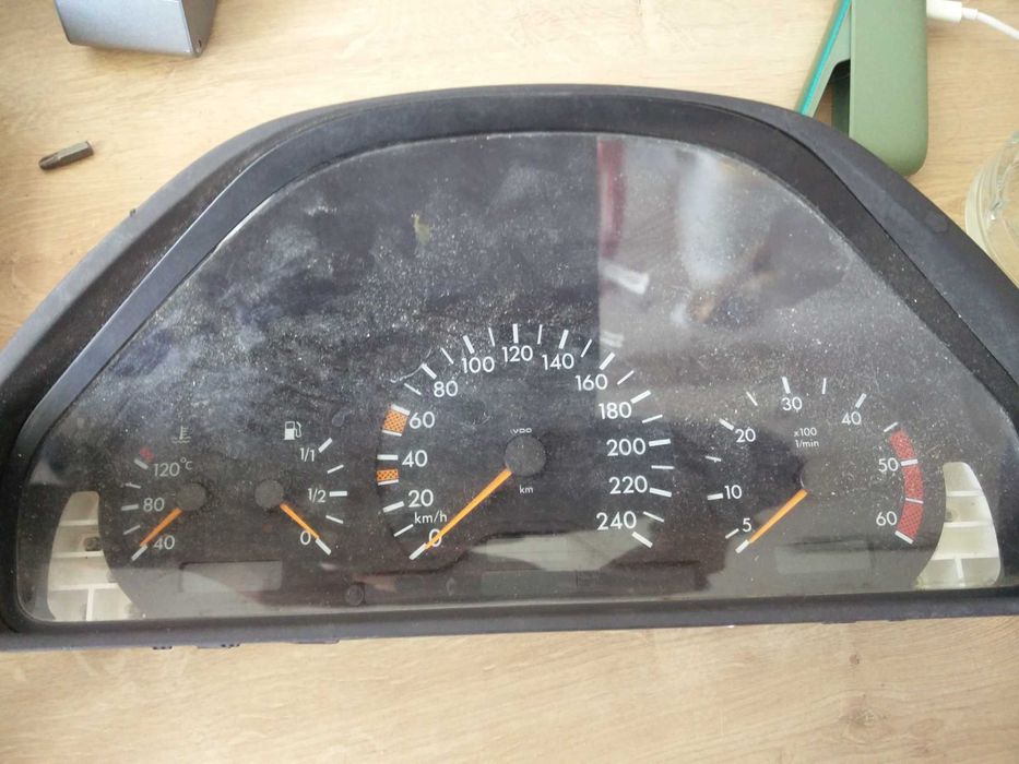 4x Bord Mercedes E/CLK w208/w210 pentru piese - pret pt toate