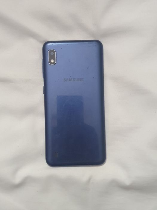 Tel. Samsung A10.