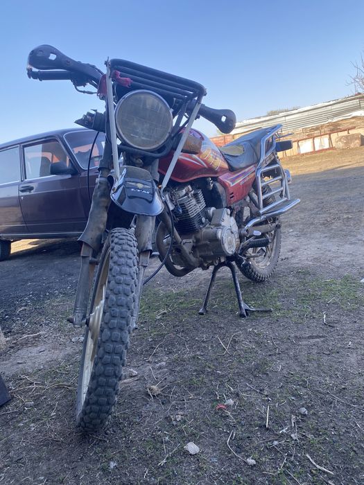 Продам мотоцикл 150 кубовый