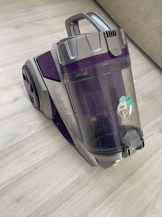 Продам новый пылесос