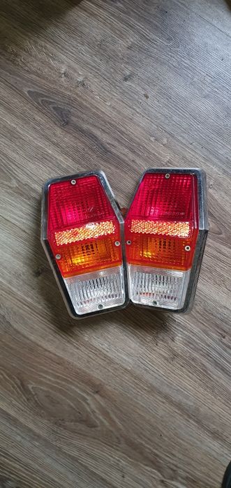 Фонари задние на газ 24